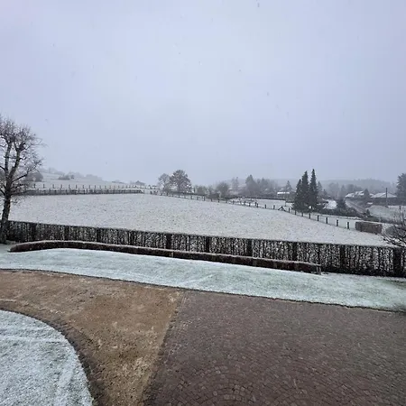 - Lachenal Semesterbostad