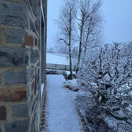 - Lachenal Ferienhaus *